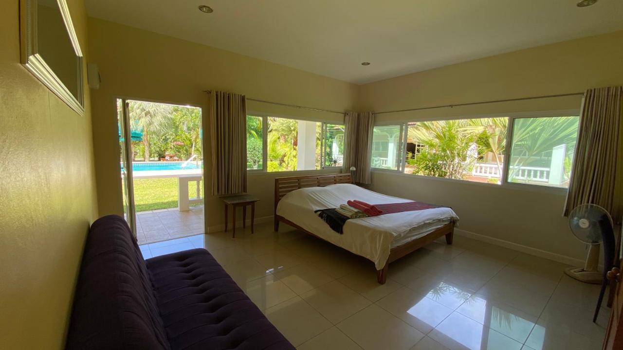 Palm Gardens Resort, バンサパン エクステリア 写真