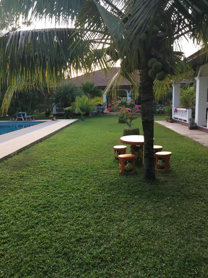 Palm Gardens Resort, バンサパン エクステリア 写真